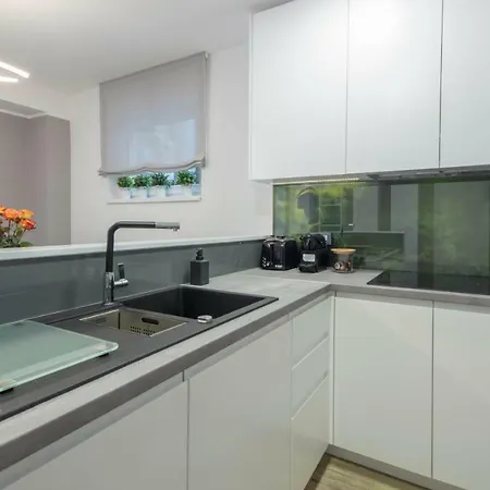 Dolac Design 8 * Zagreb